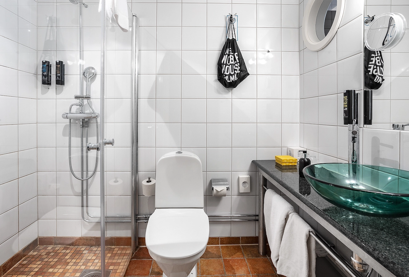 Badrum i deluxerum på Hotel Noble House